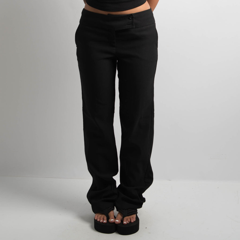 CLASSIC BLACK TROUSERS