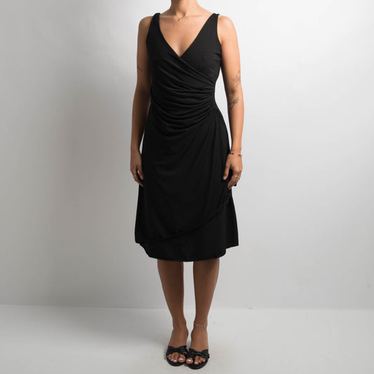 BLACK RUCHED MIDI DRESS