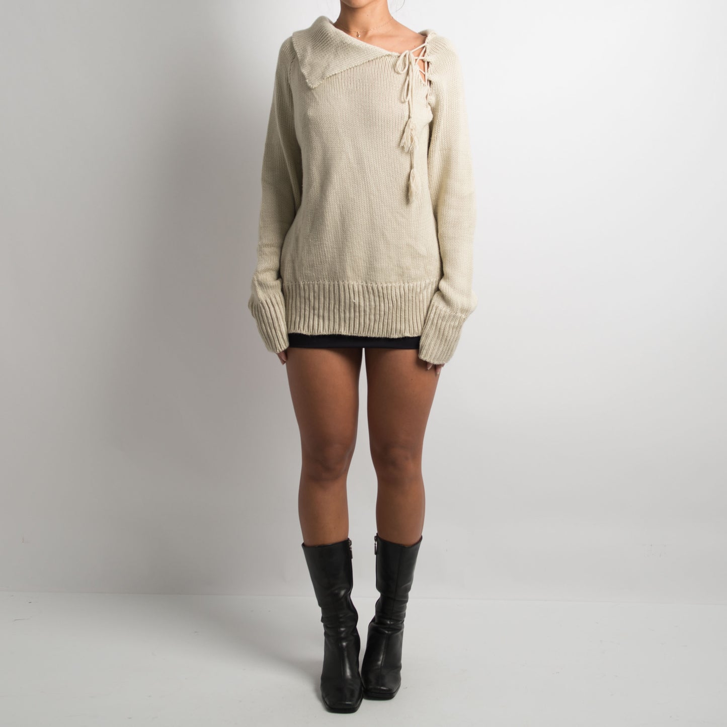 CREAM LACE UP KNIT SWEATER