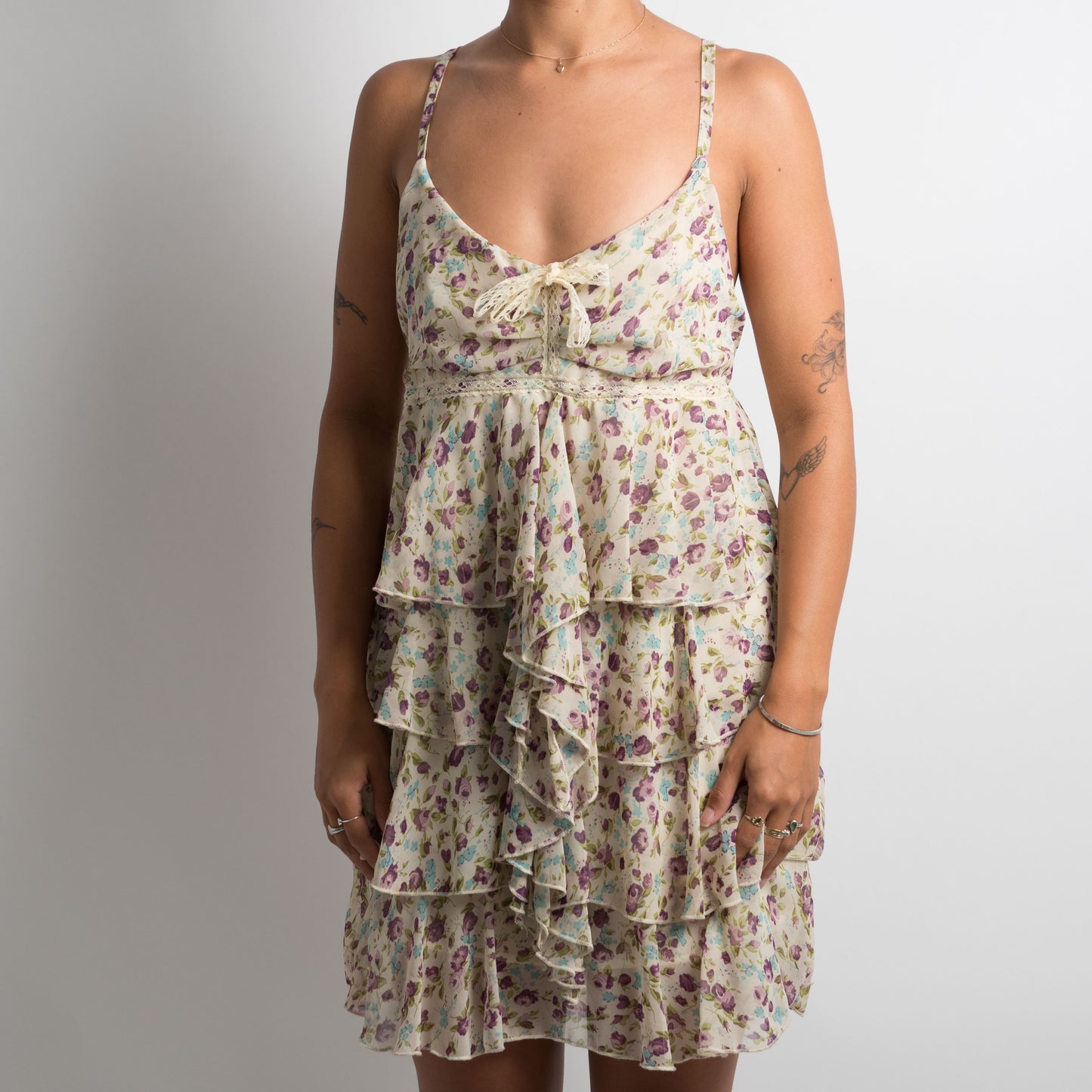 FLORAL TIERED MINI DRESS