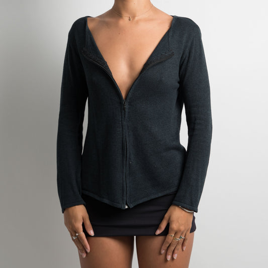 NAVY KNIT ZIP LONG SLEEVE