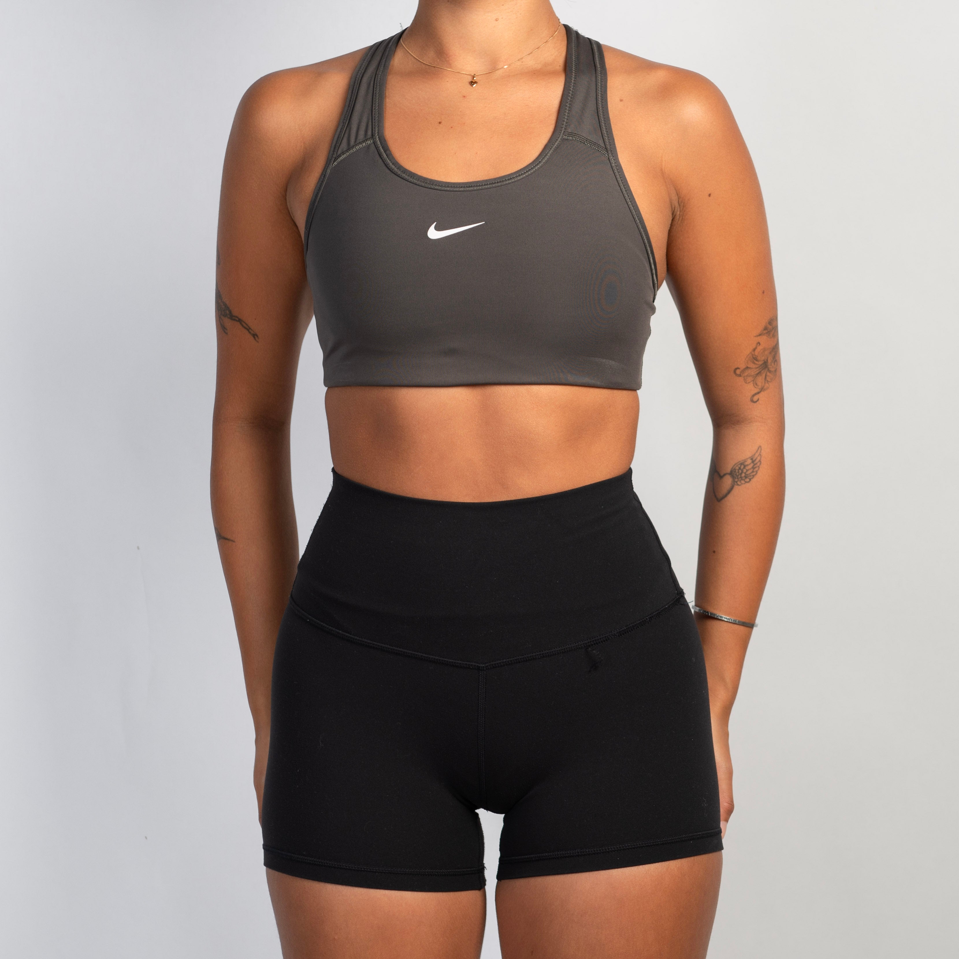 GREY NIKE SPORTS BRA