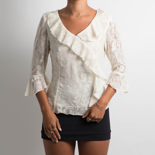 CREAM LACE 3/4 SLEEVE TOP