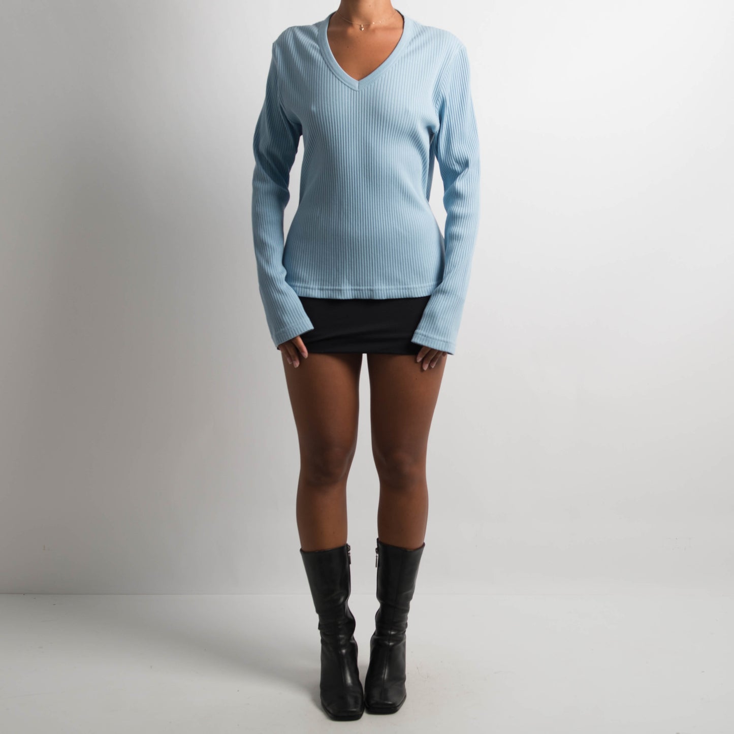 BLUE RIBBED LONG SLEEVE