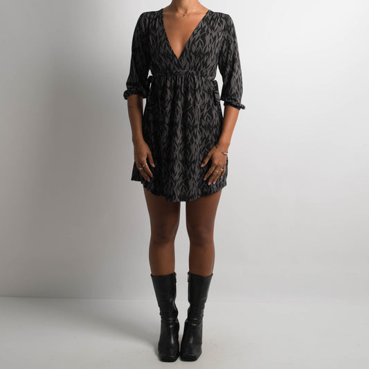 SLINKY LONG SLEEVE MINI DRESS