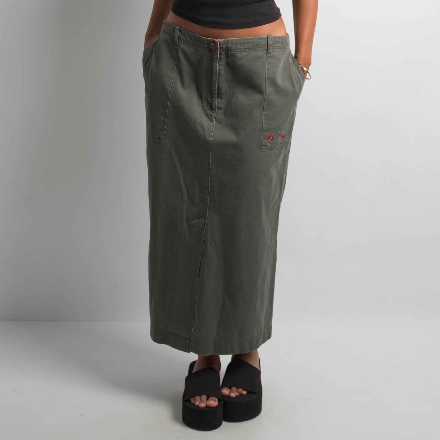 KHAKI CARGO MIDI SKIRT