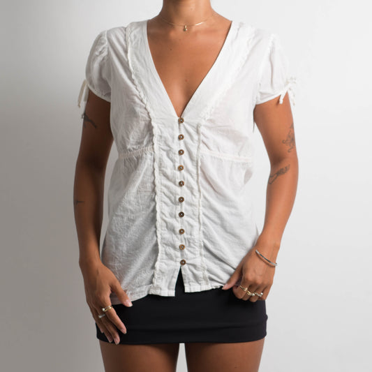 WHITE SHORT SLEEVE BLOUSE