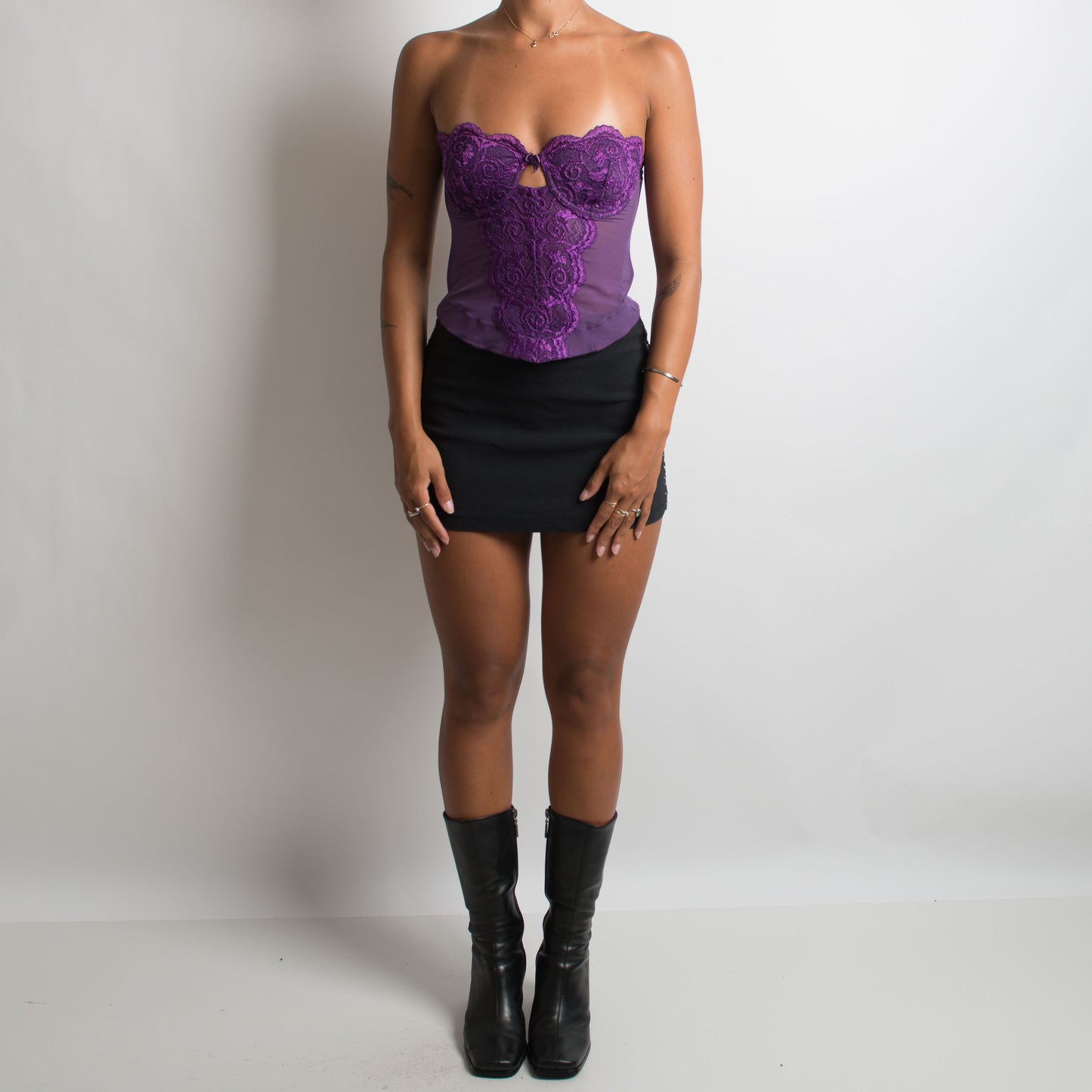 PURPLE LACE BUSTIER