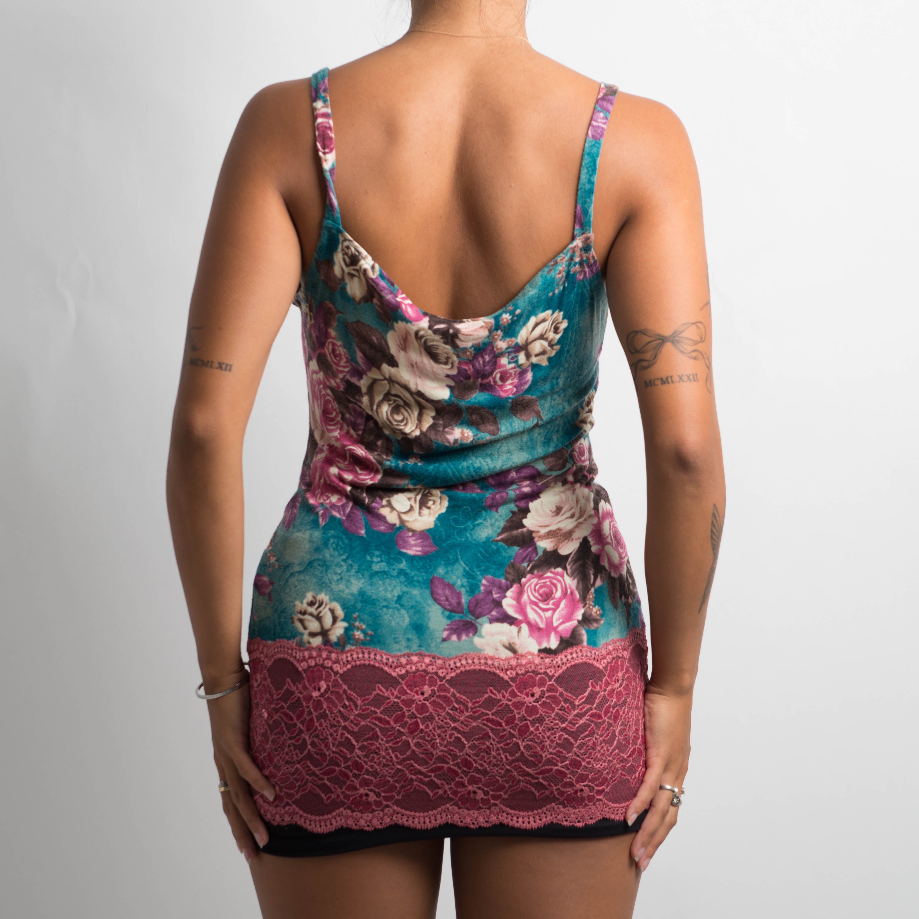 LACE FLORAL CAMISOLE