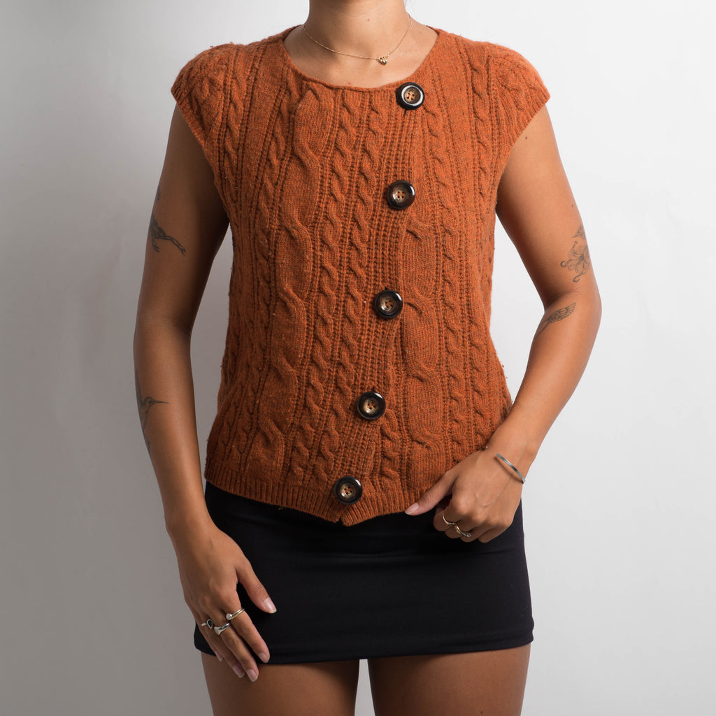 ORANGE KNIT TOP