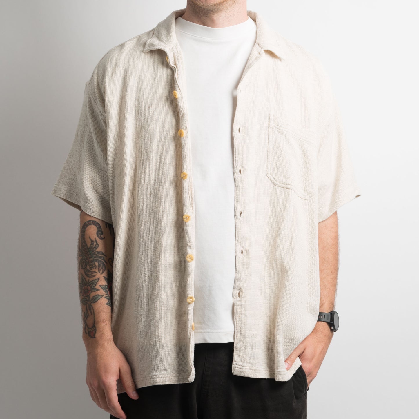 CREAM LINEN BUTTON UP SHIRT