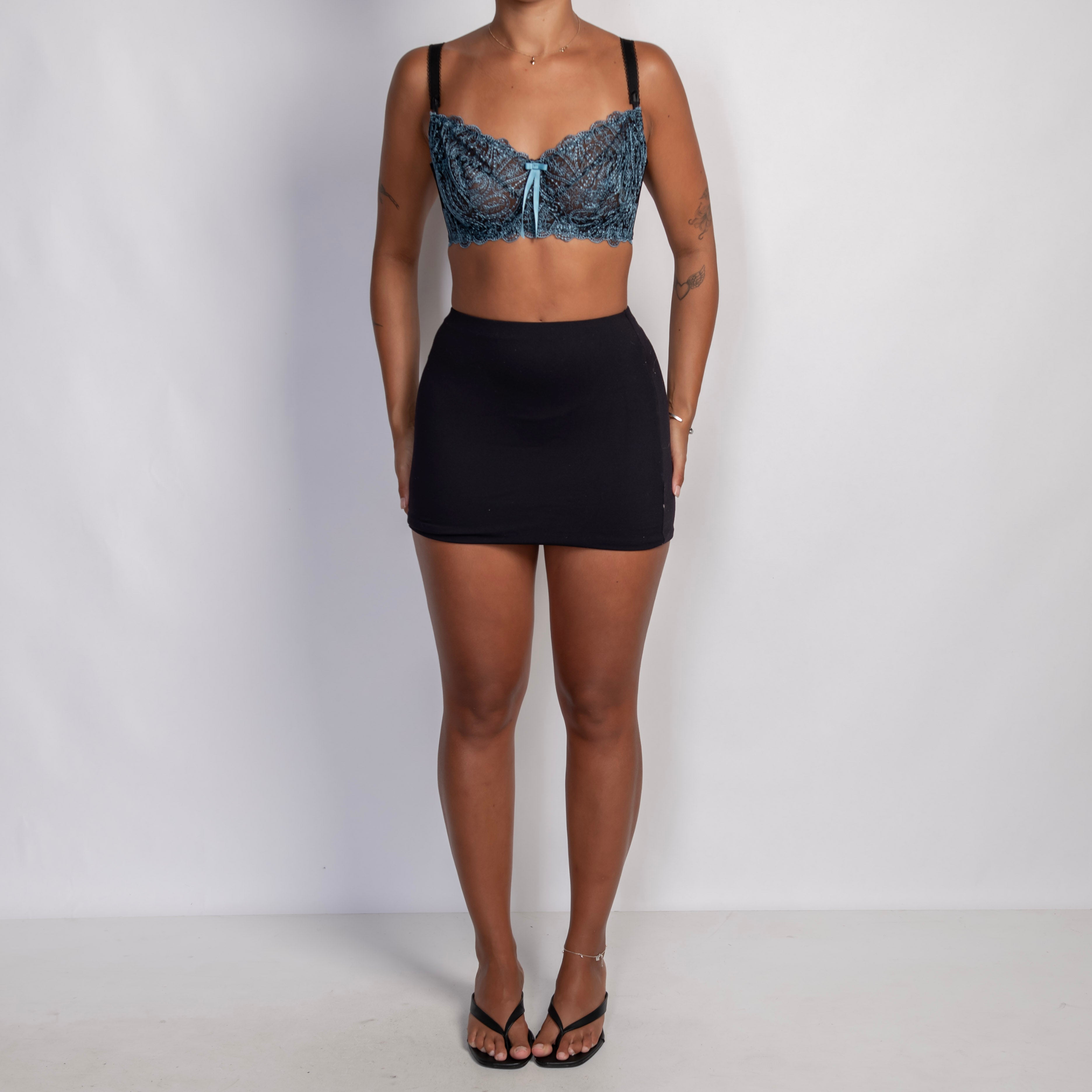 EMBROIDERED SOFT CUP BRA