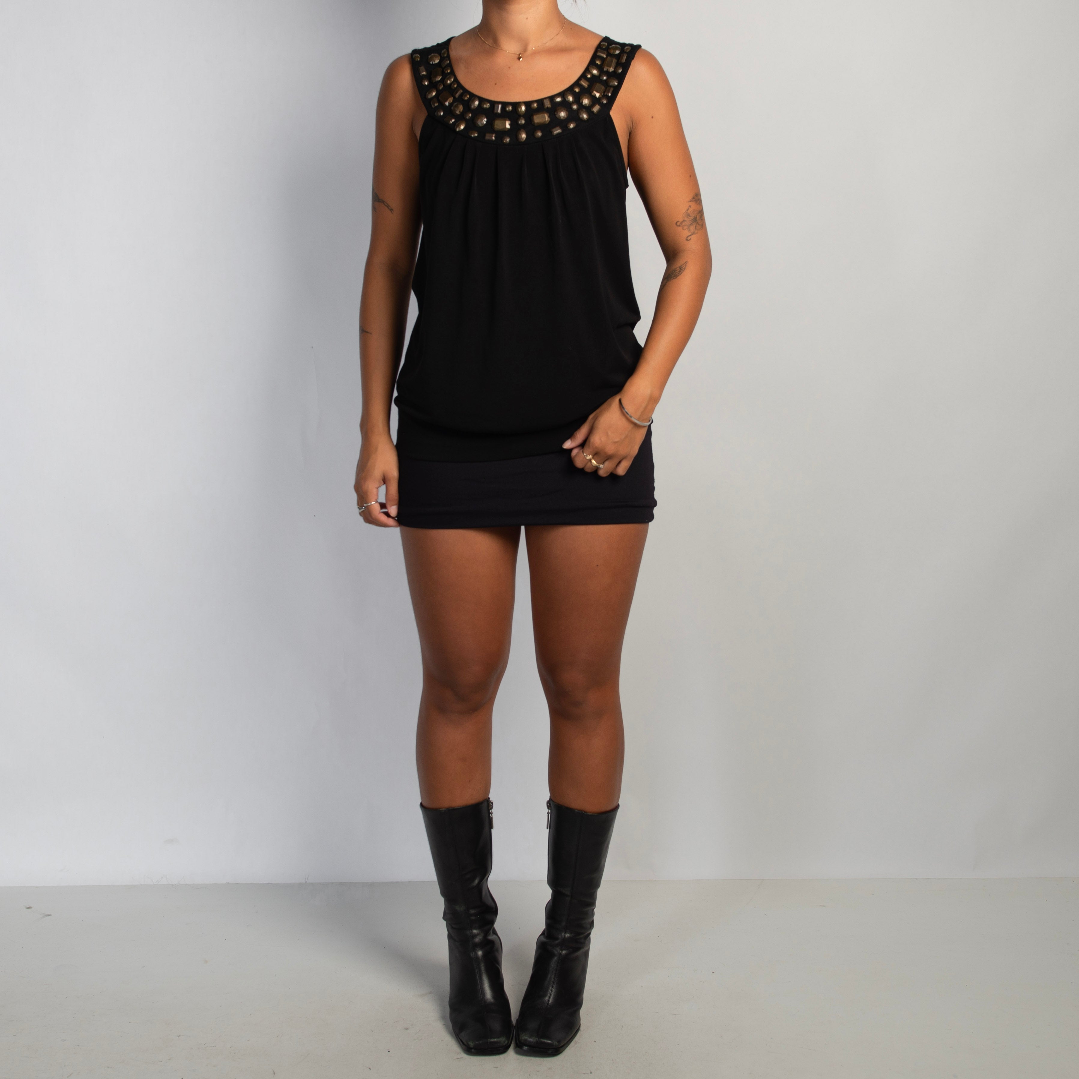 BLACK BEADED NECKLINE TOP