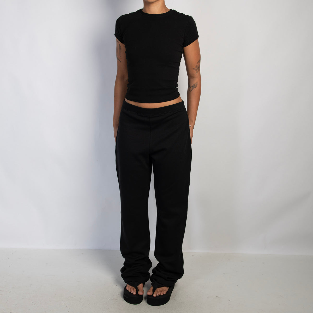 BLACK LOUNGE PANTS