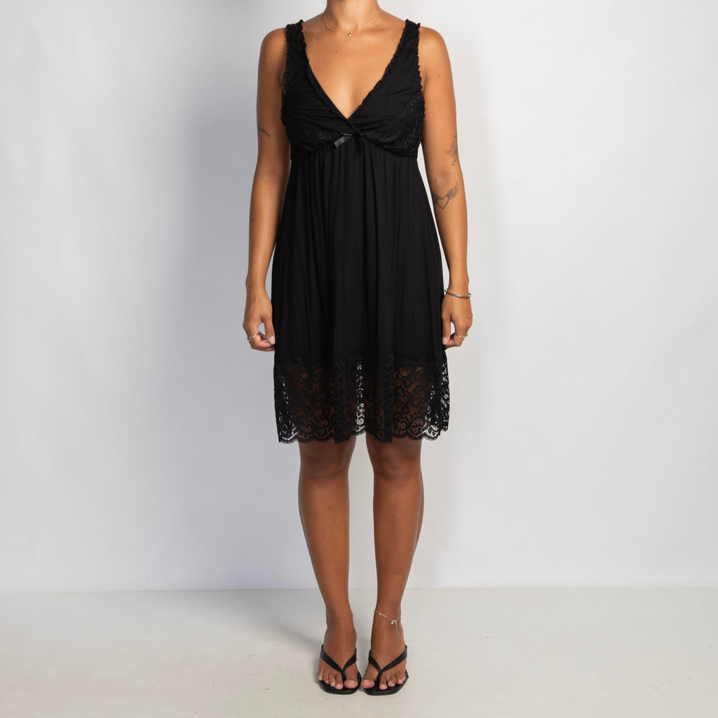 BLACK JERSEY CHEMISE