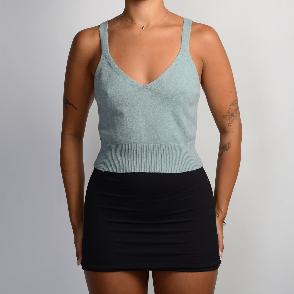 DUSTY BLUE KNIT TOP