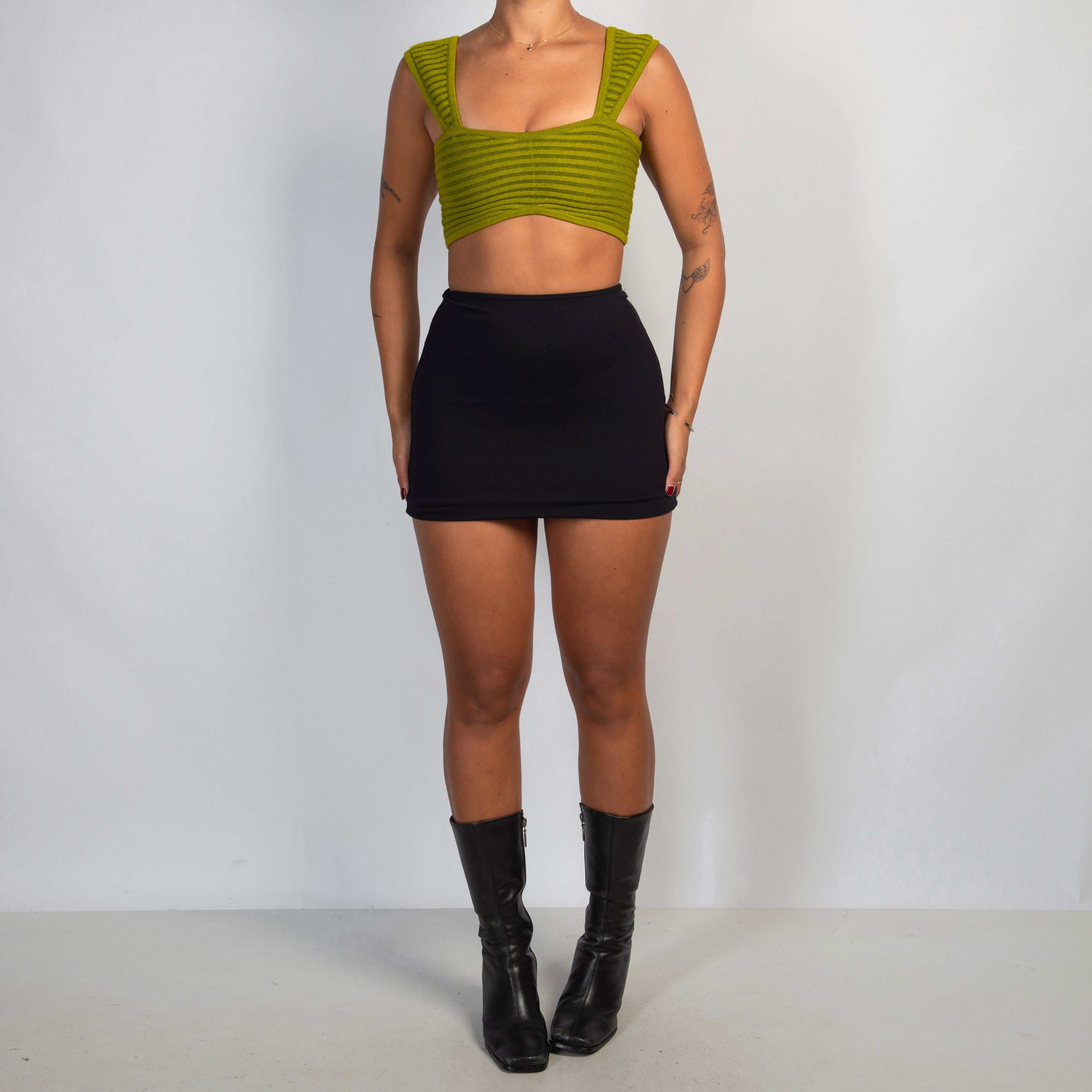 GREEN KNIT RIB CROP TOP