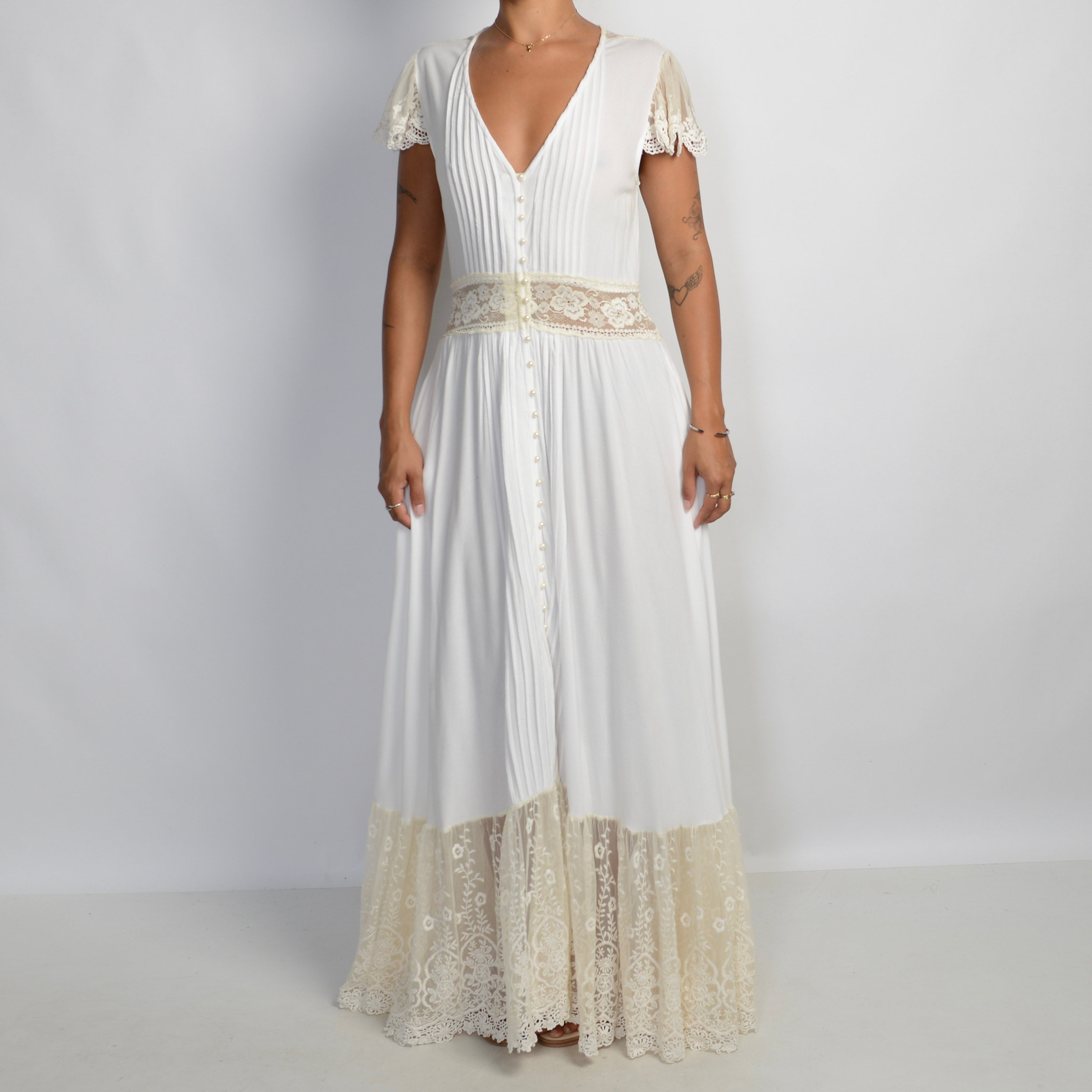 WHITE LACE TRIM MAXI DRESS