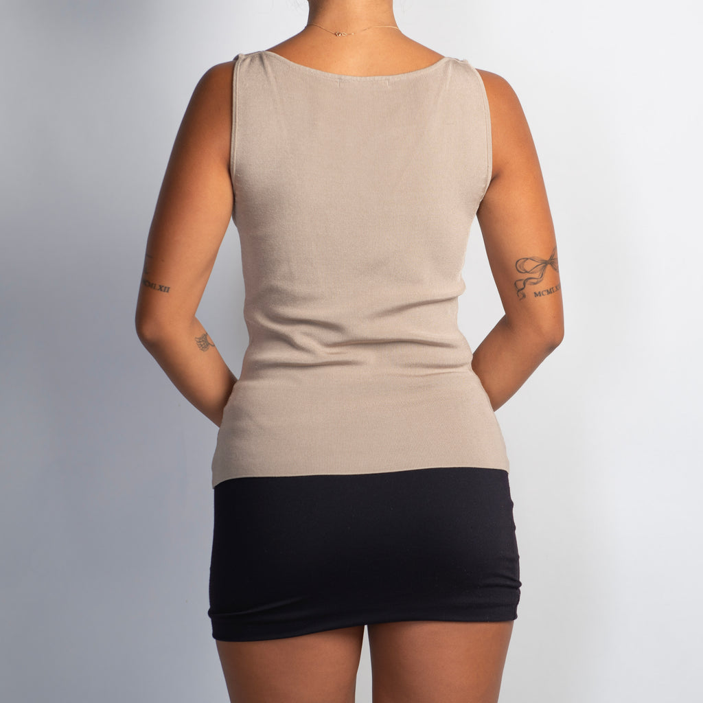 BEIGE KNIT SLEEVELESS TOP