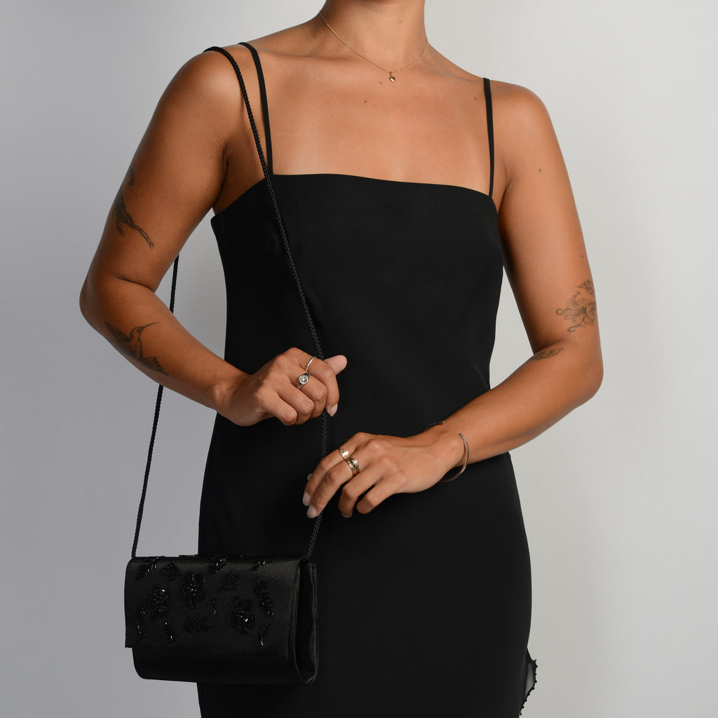 BLACK BEADED PURSE