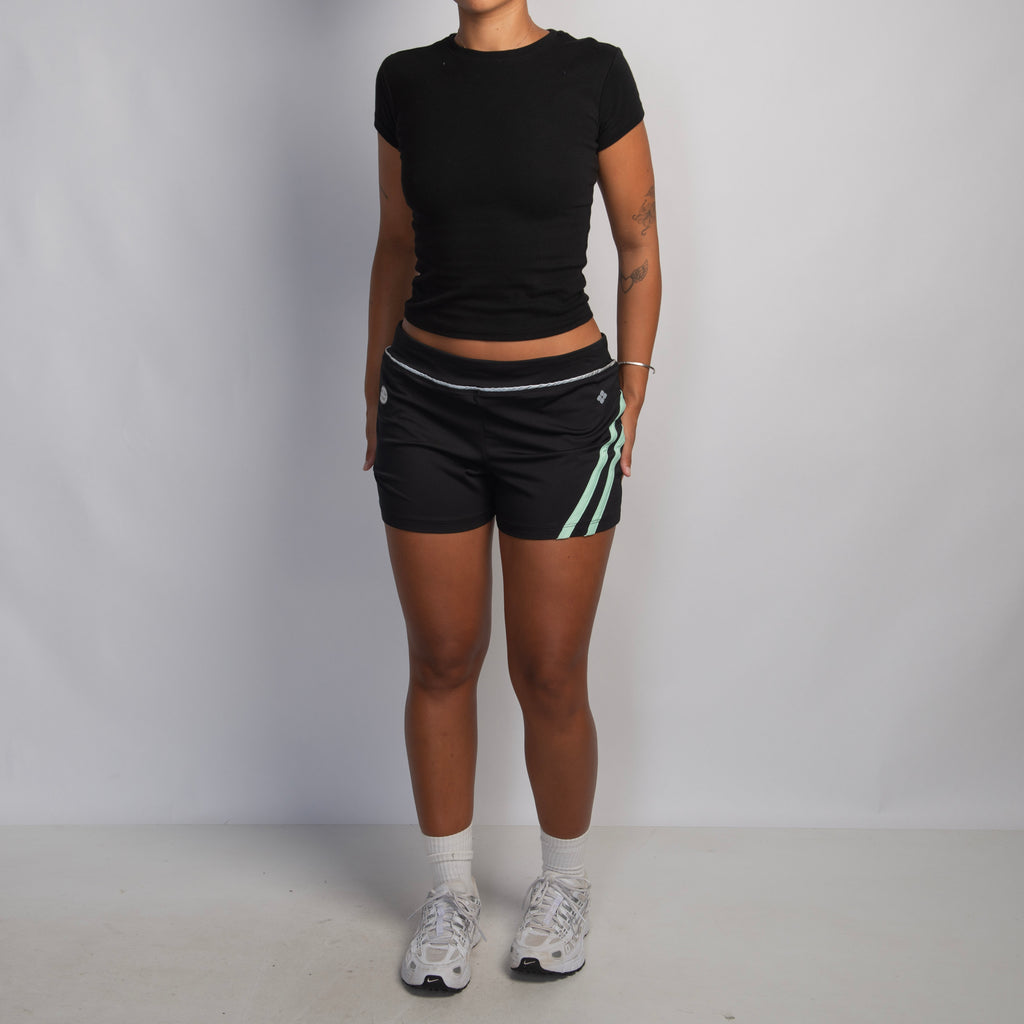 MID RISE ACTIVE SHORTS