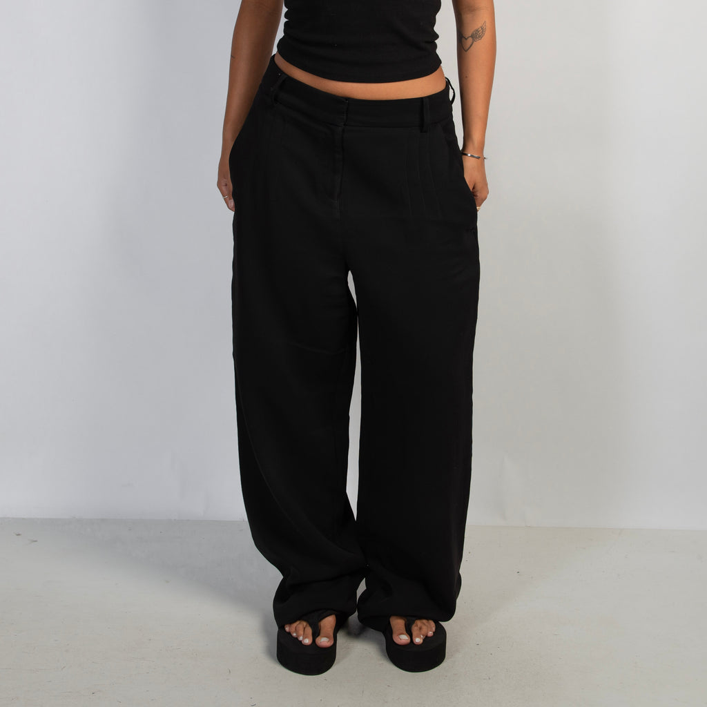 BLACK WIDE LEG TROUSERS