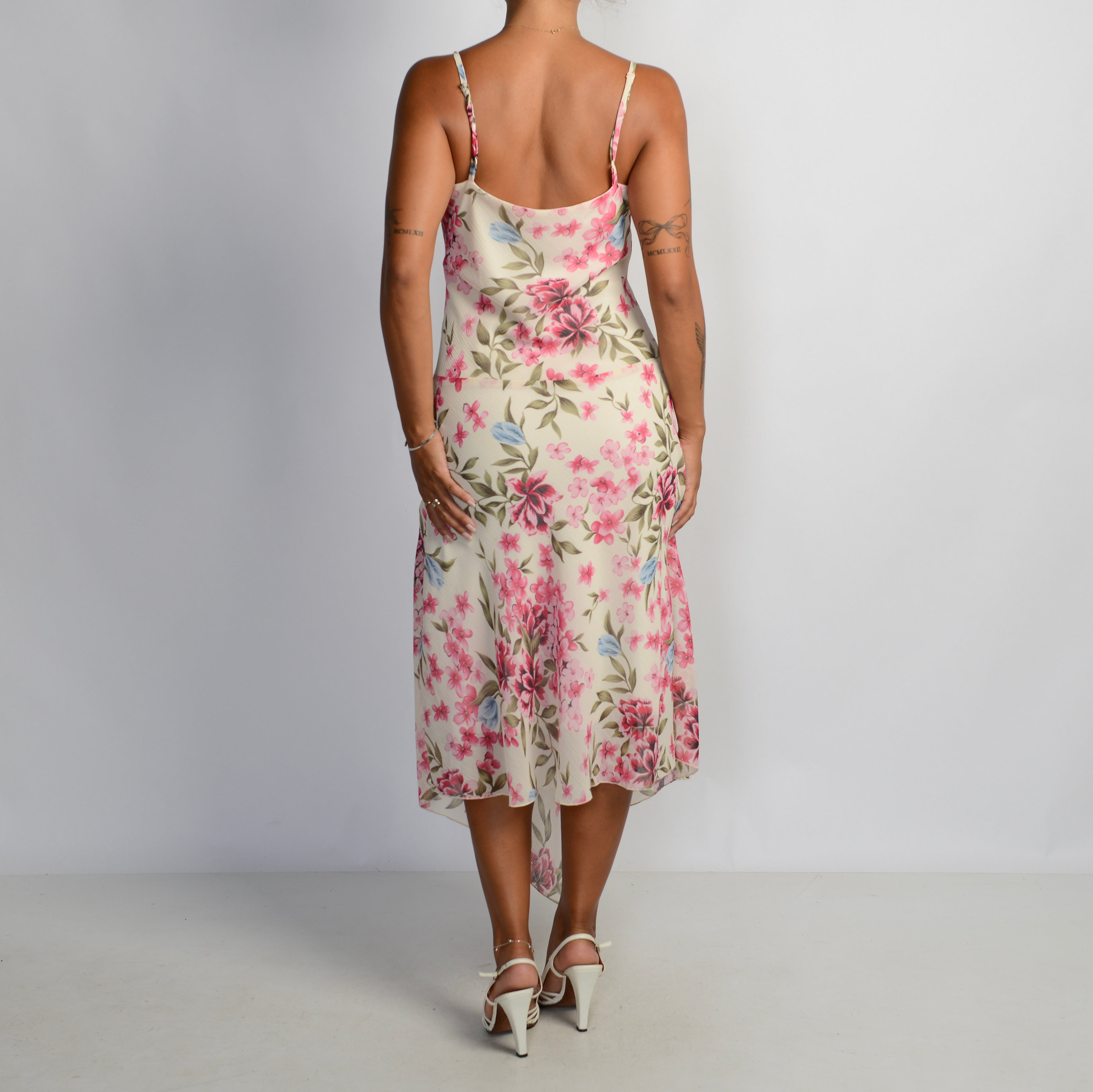 Buy Second-Hand Formal Dresses | Preloved Formal Dresses BEAN BY JESS Buy Second-Hand Formal Dresses | Preloved Formal Dresses BEAN BY JESS