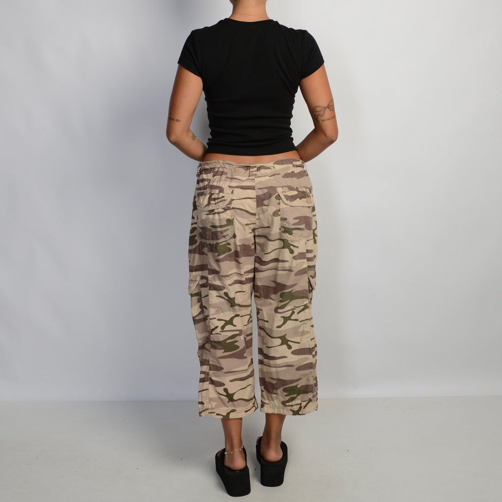 BROWN CAMOUFLAGE CROP PANTS