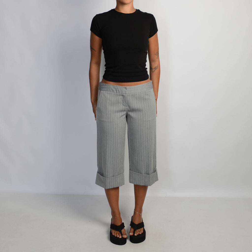 GREY CROP TROUSERS