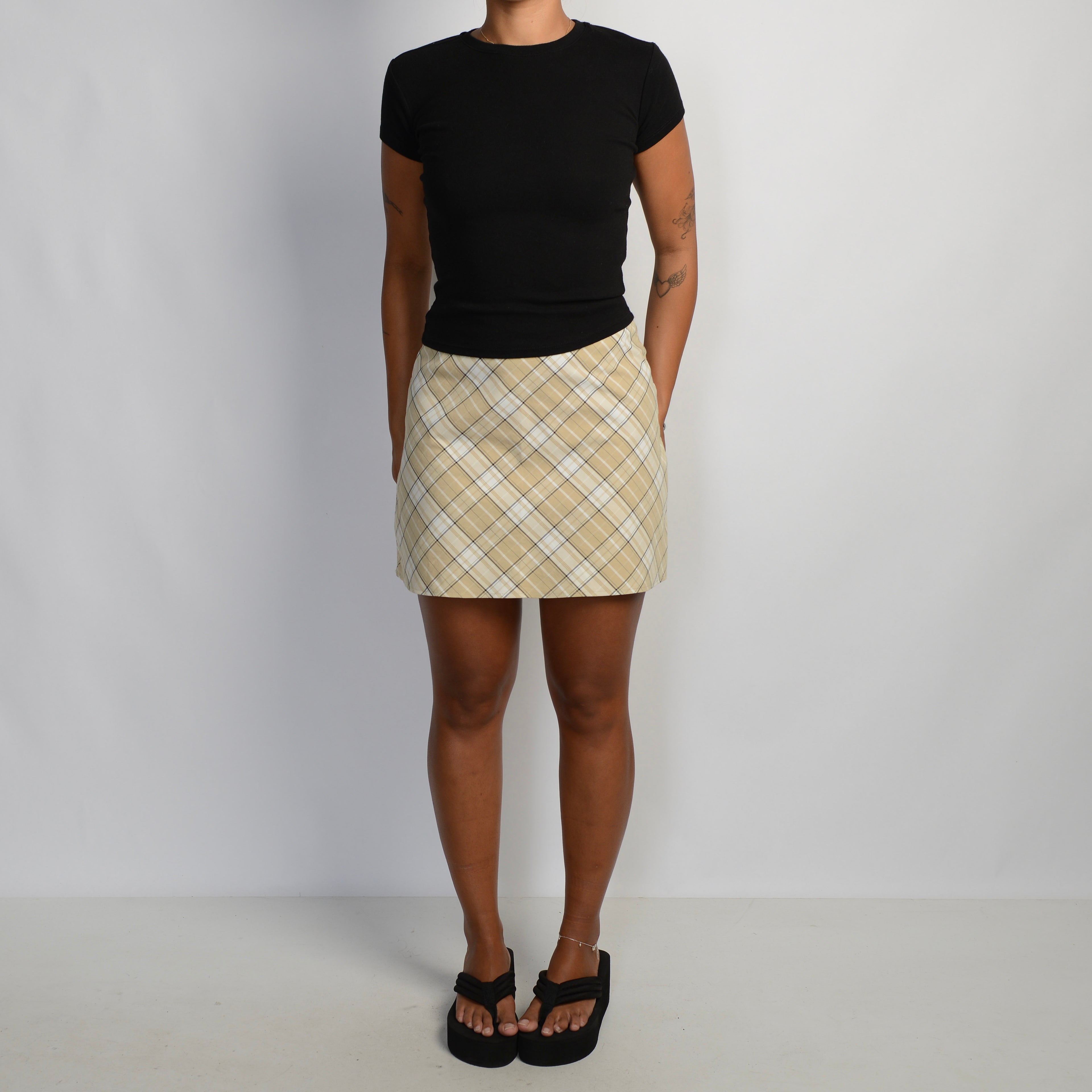 CREAM PLAID MINI SKIRT
