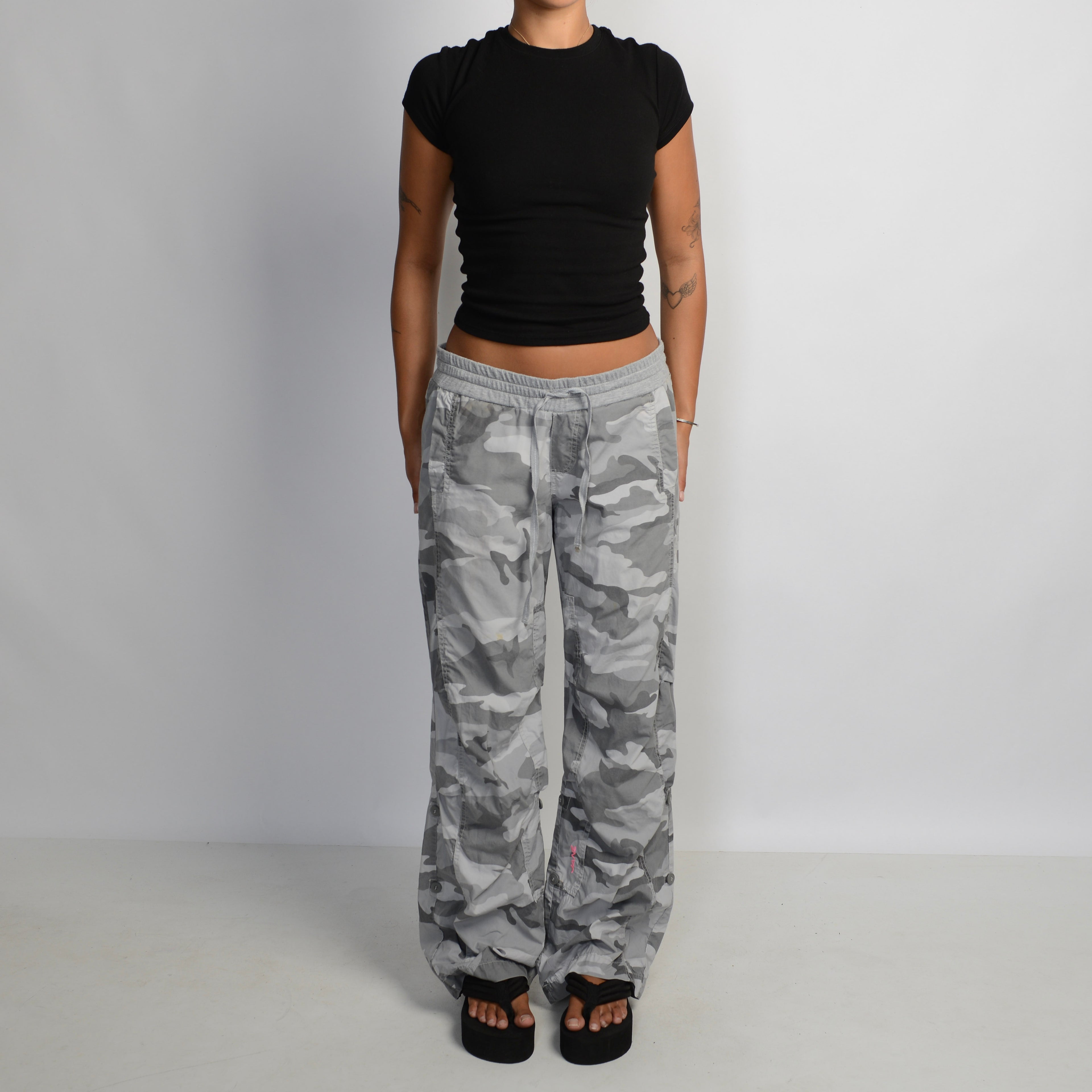 GREY CAMOUFLAGE CARGO PANTS