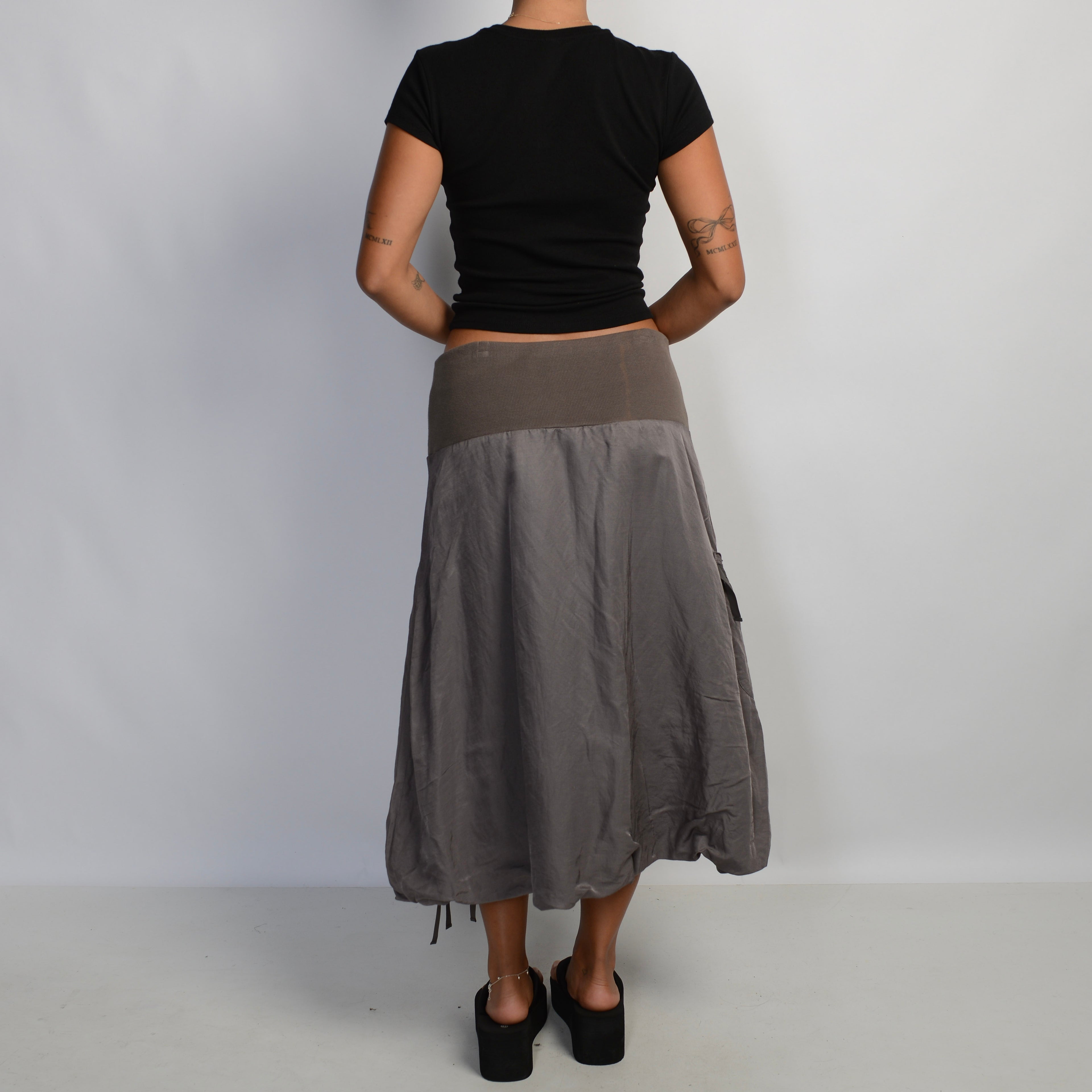 TAUPE GREY MIDI SKIRT