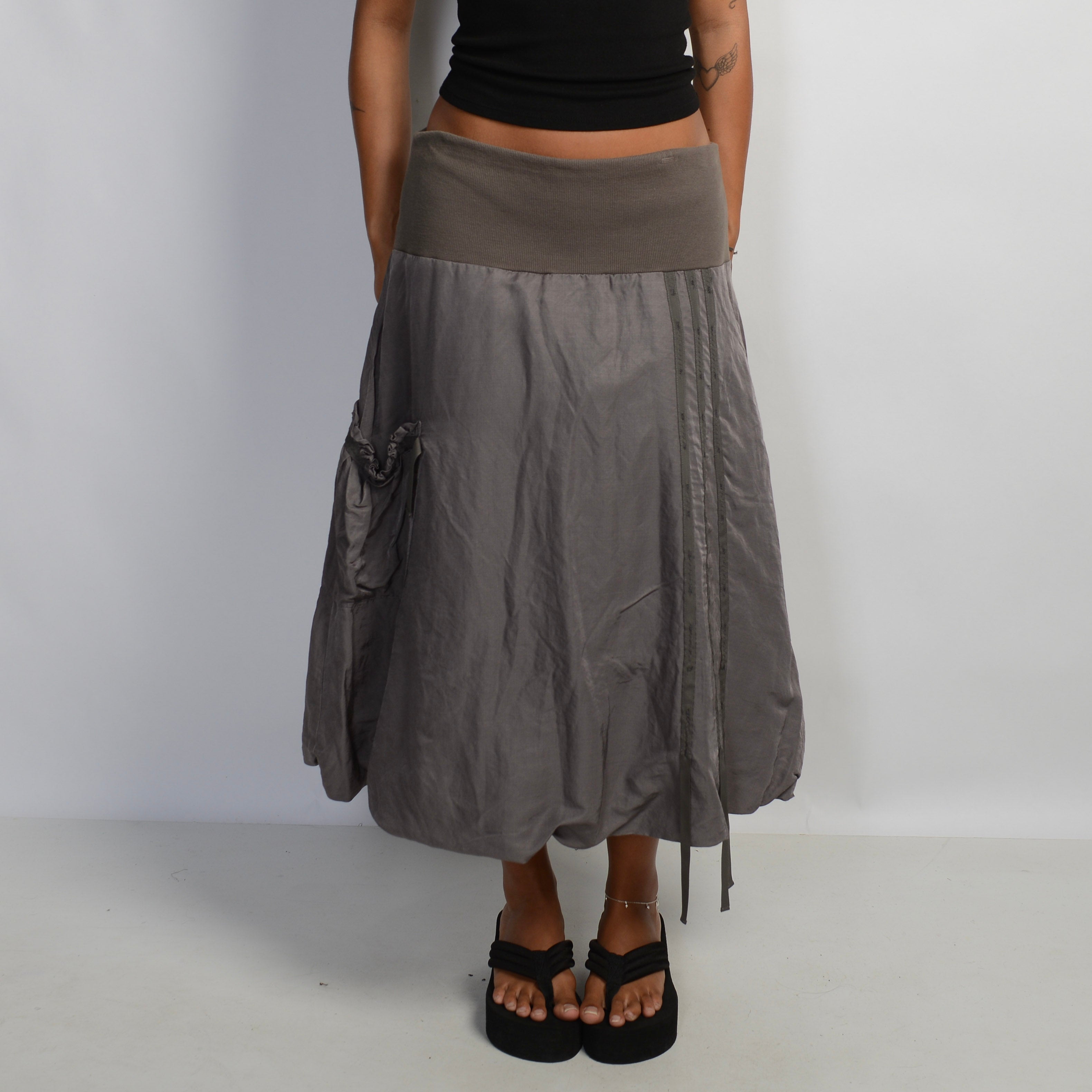 TAUPE GREY MIDI SKIRT