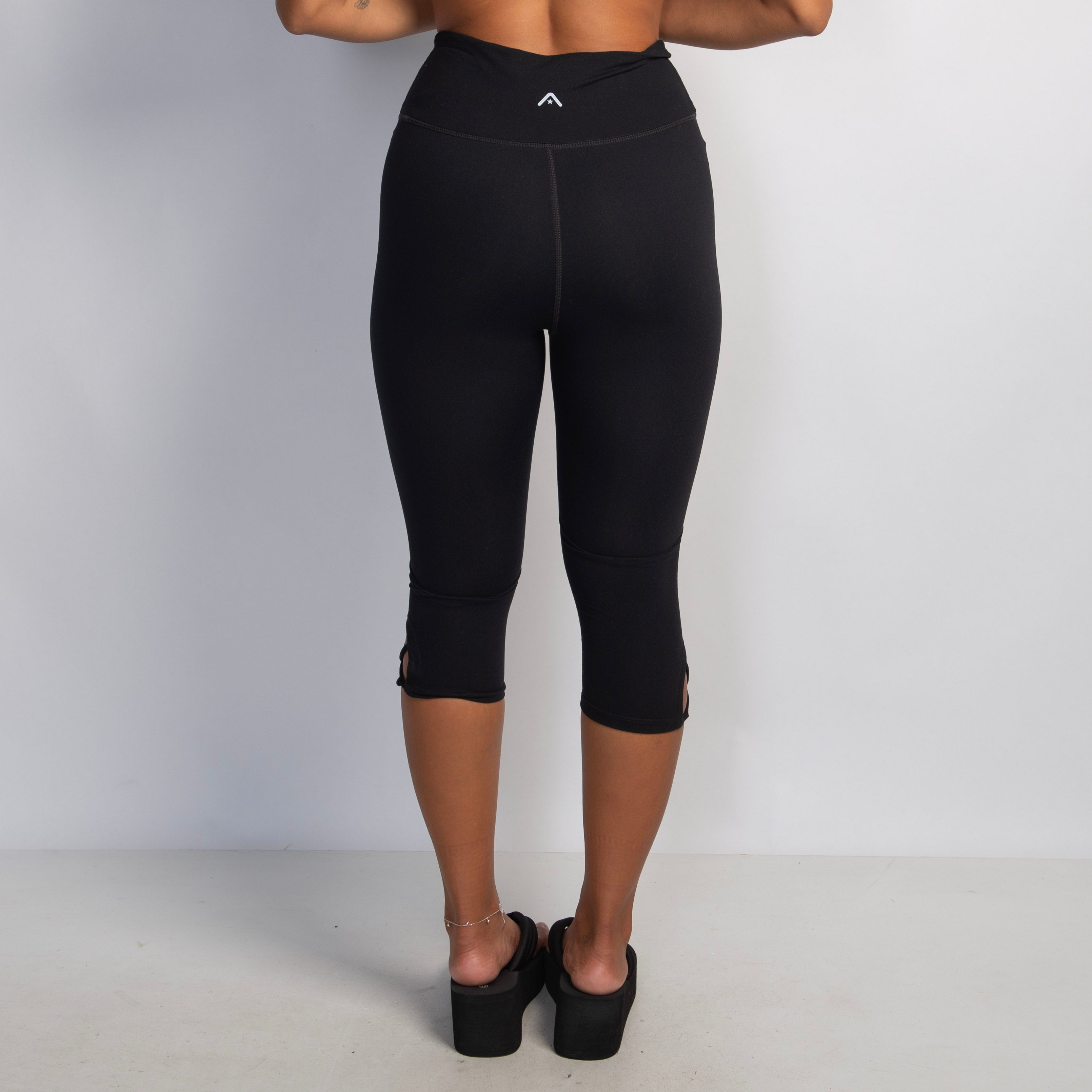 BLACK CUT OUT 3/4 TIGHTS