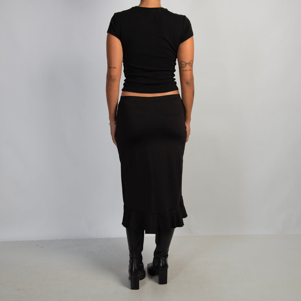 BLACK RUFFLE MIDI SKIRT