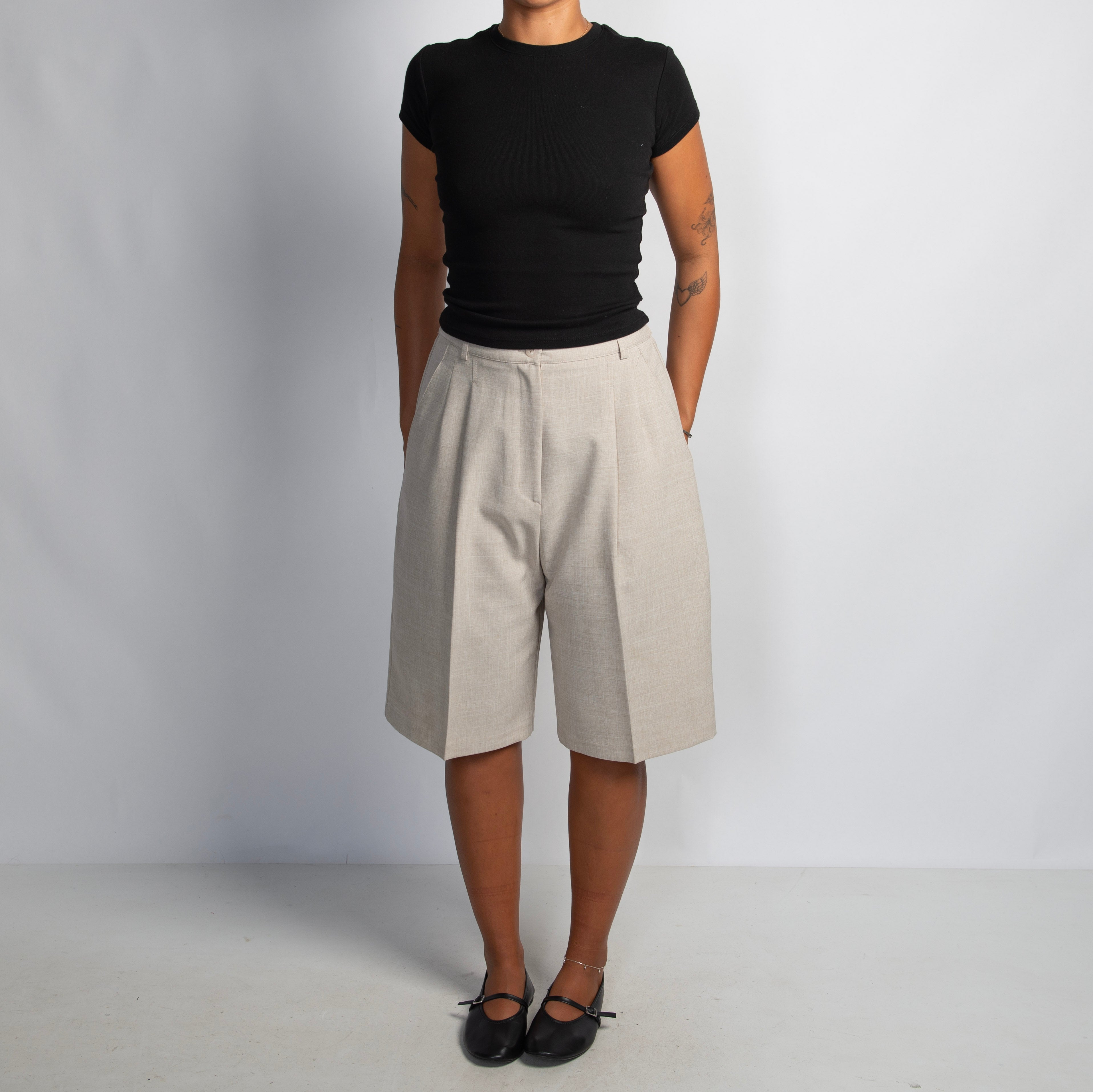 BEIGE LONGLINE SHORTS