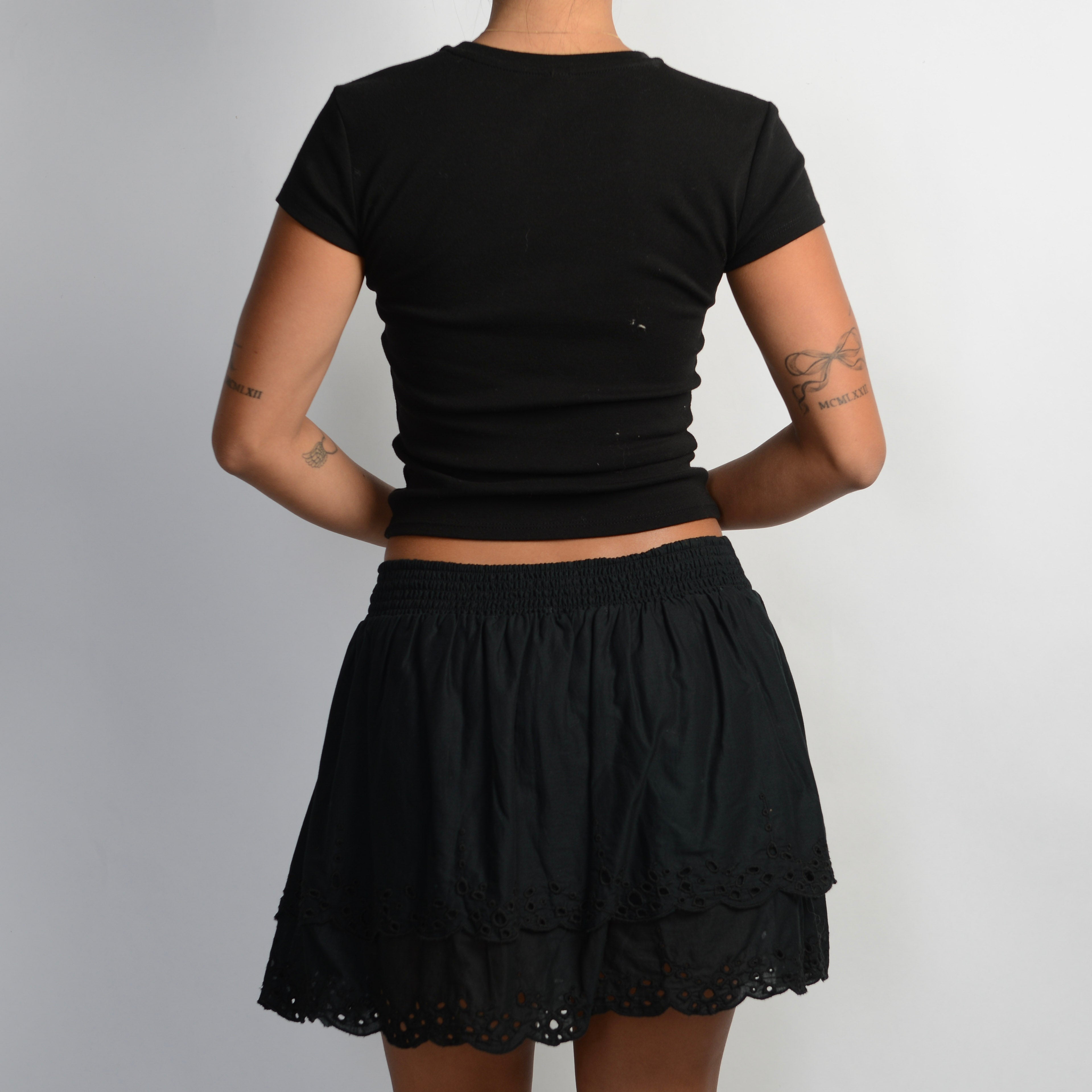 BLACK BRODERIE MINI SKIRT