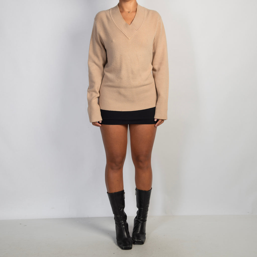 TAN KNIT SWEATER