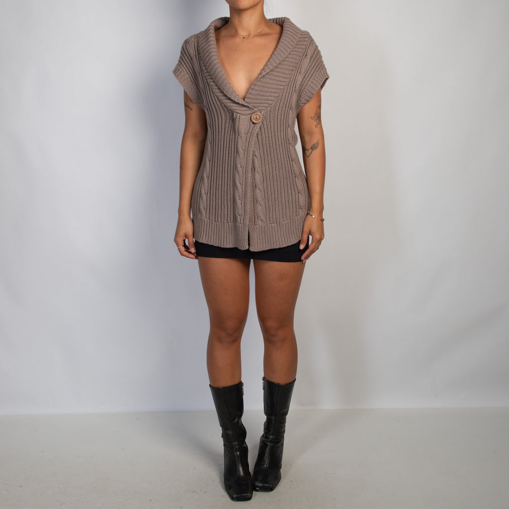 GREY CABLE KNIT TOP