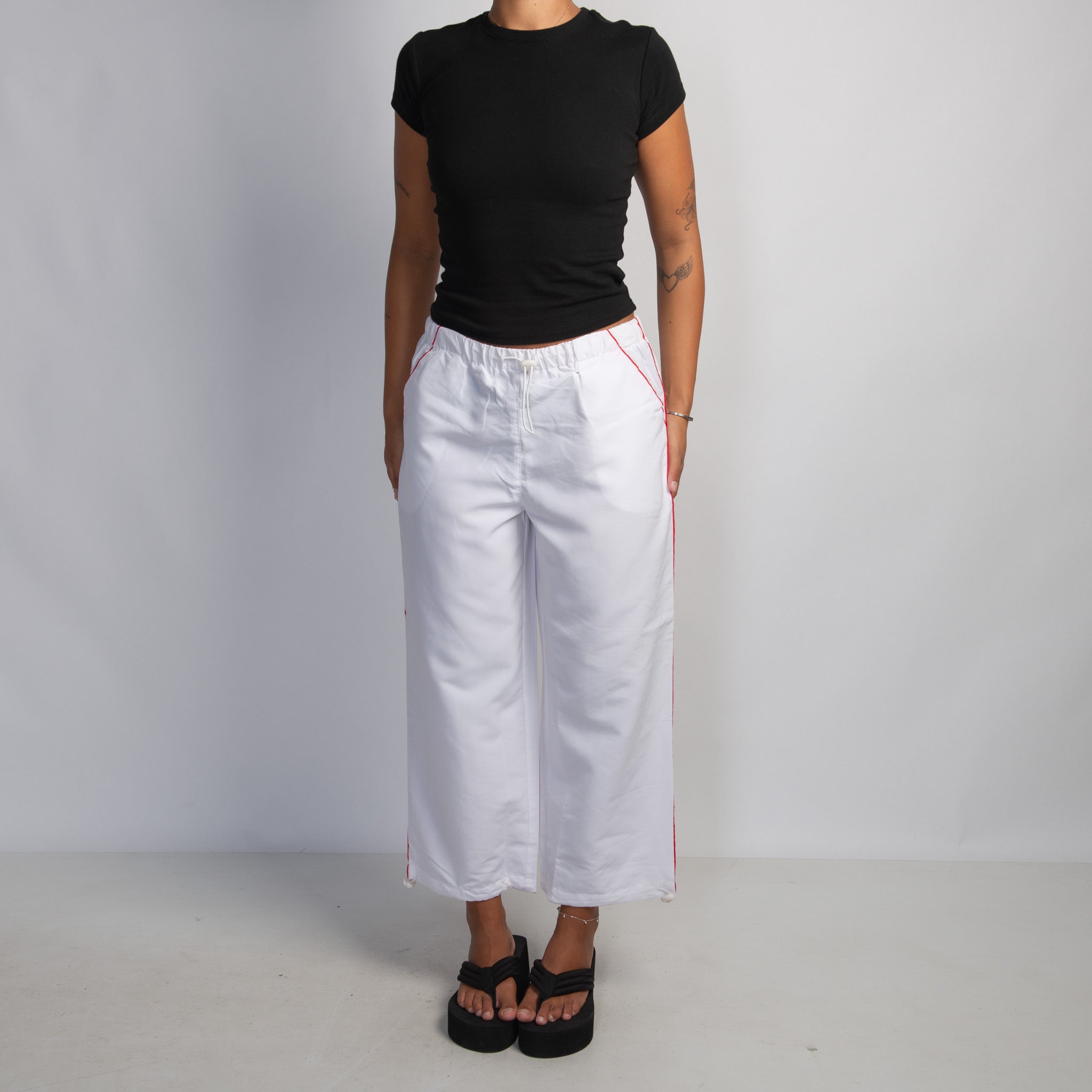WHITE PARACHUTE PANTS