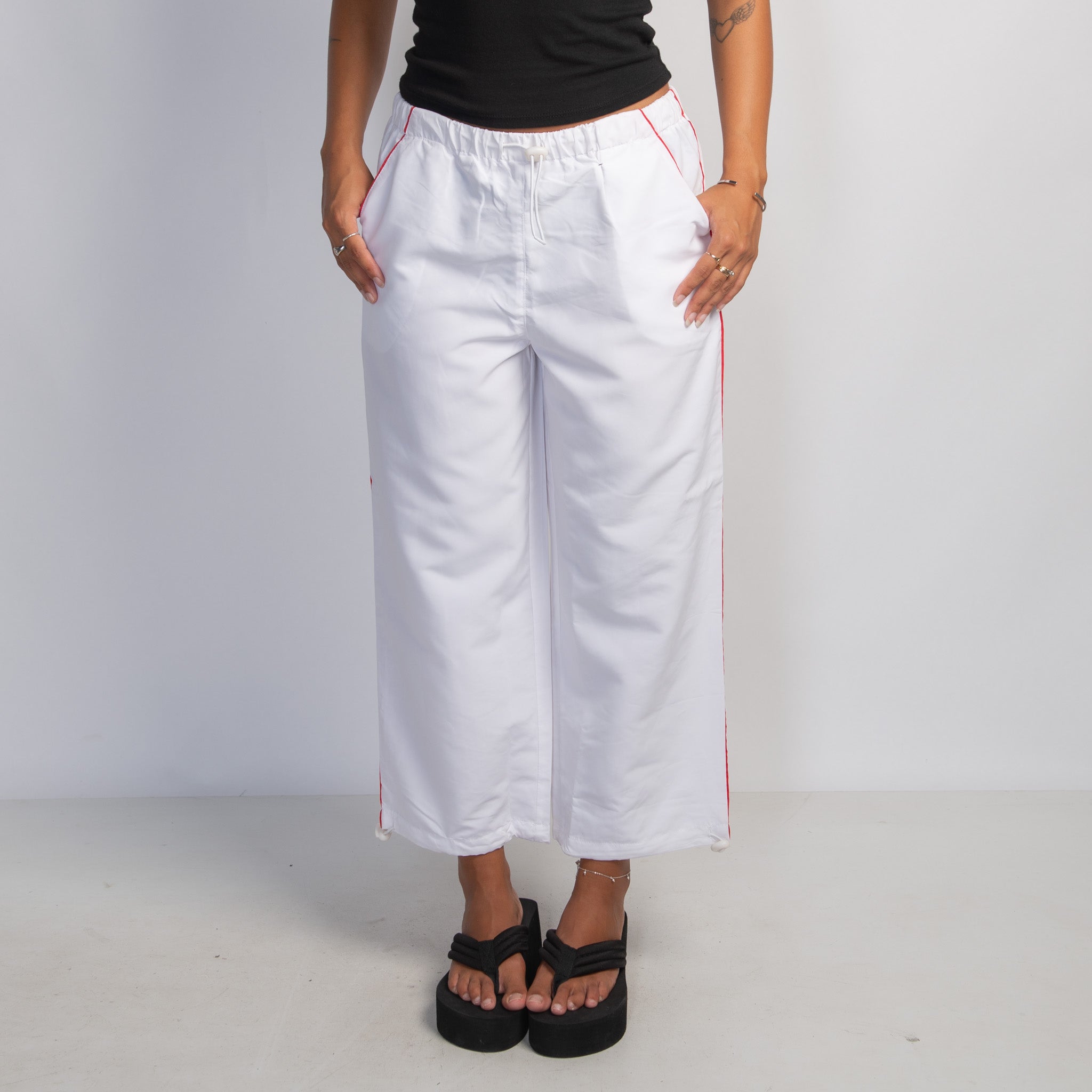 WHITE PARACHUTE PANTS