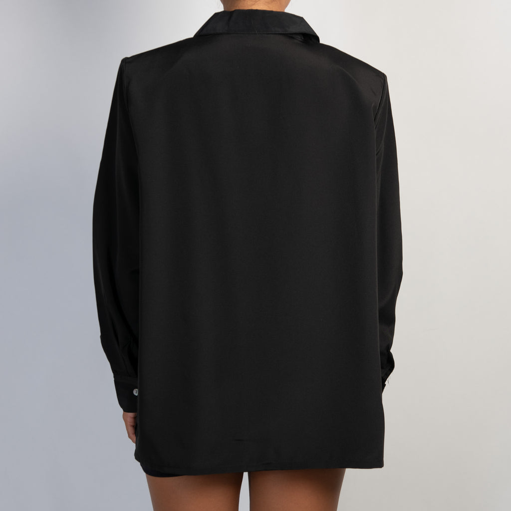 BLACK RELAXED BLOUSE