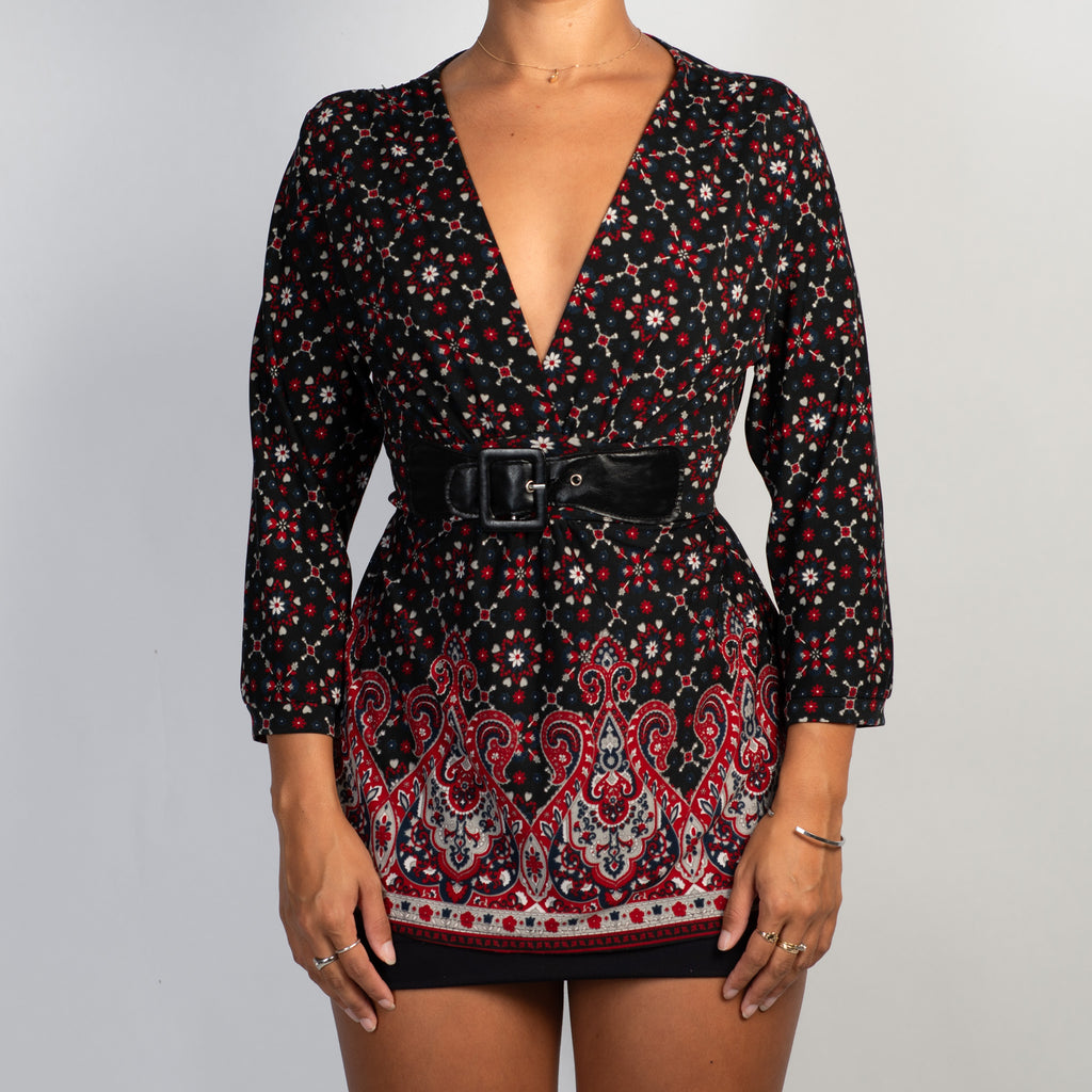 FLORAL BELT BABYDOLL TOP