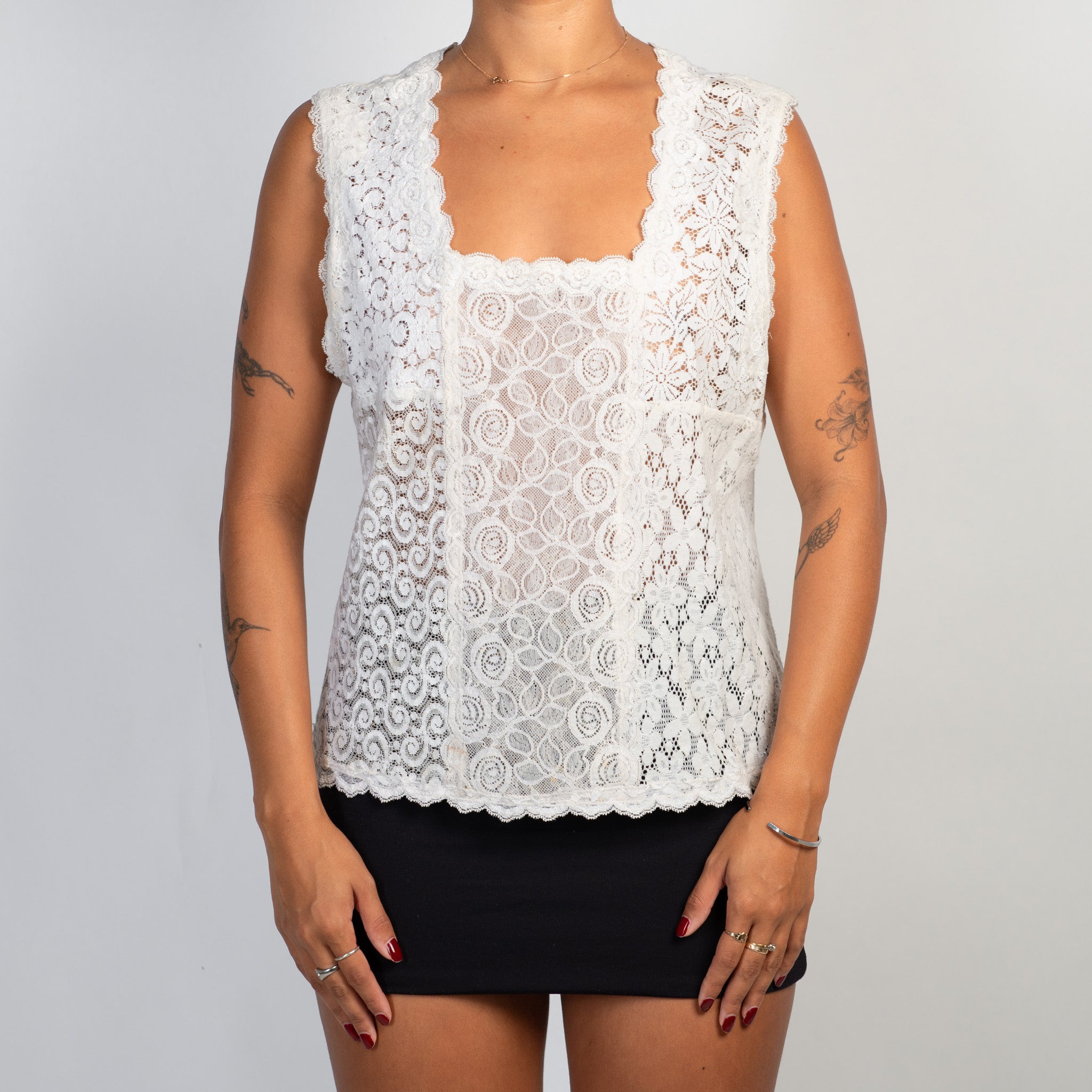 WHITE LACE TOP