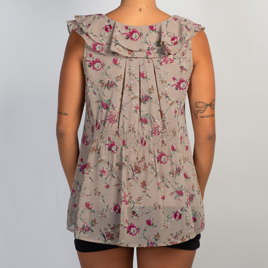 FLORAL RUFFLE TOP