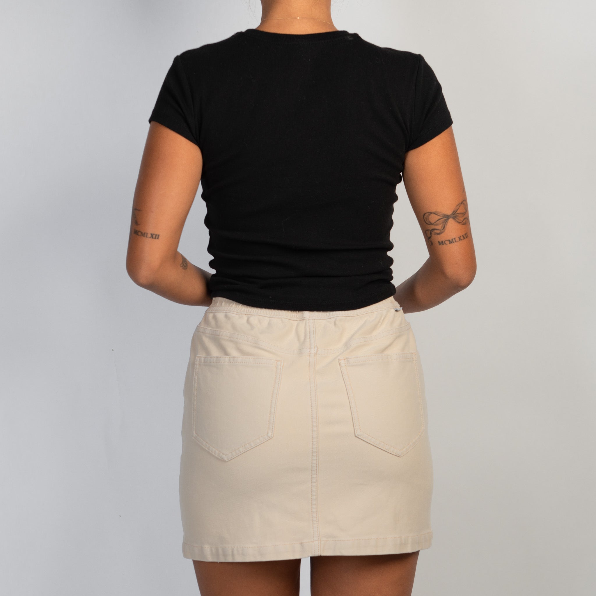 BEIGE DRAWSTRING MINI SKIRT