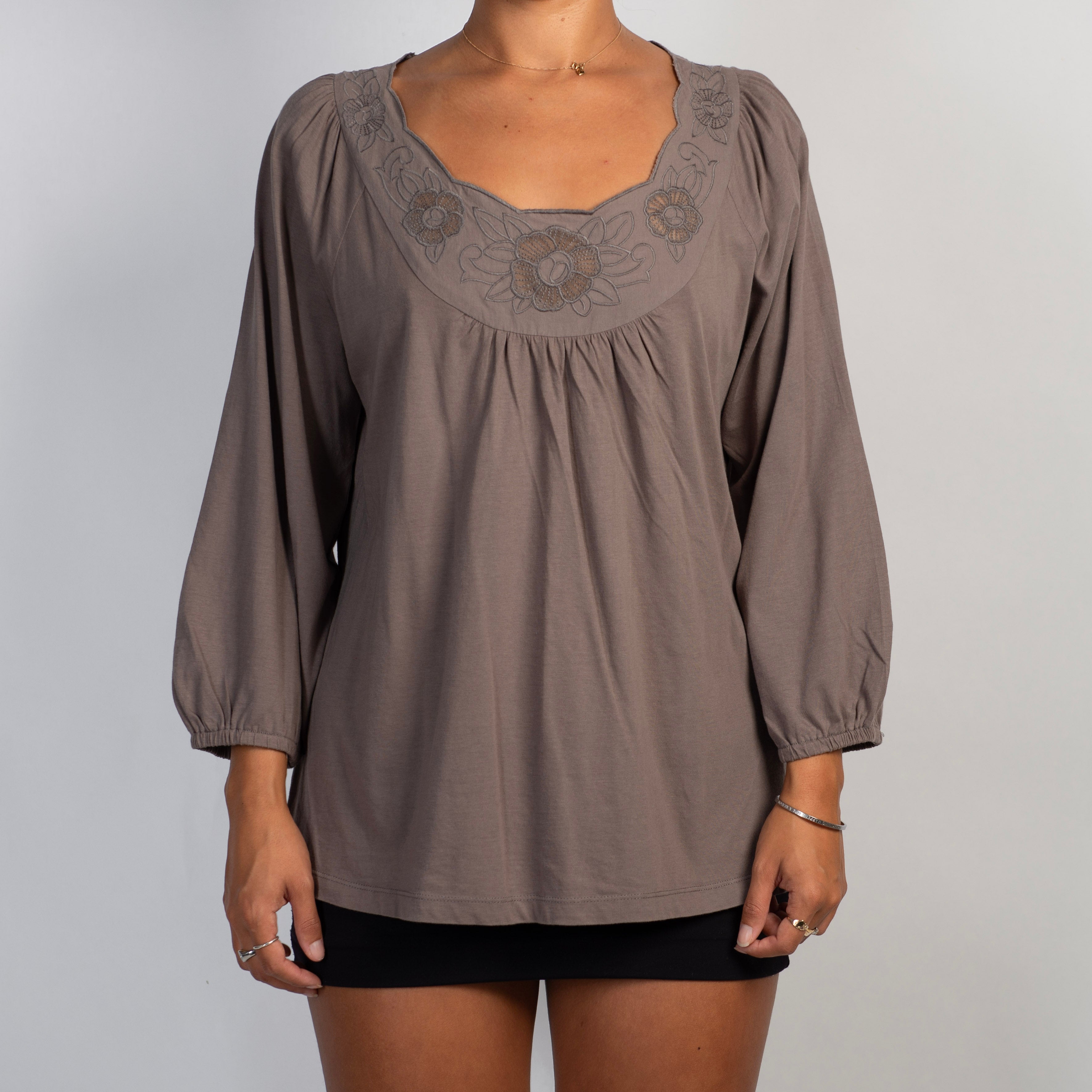 GREY PUFF SLEEVE TOP