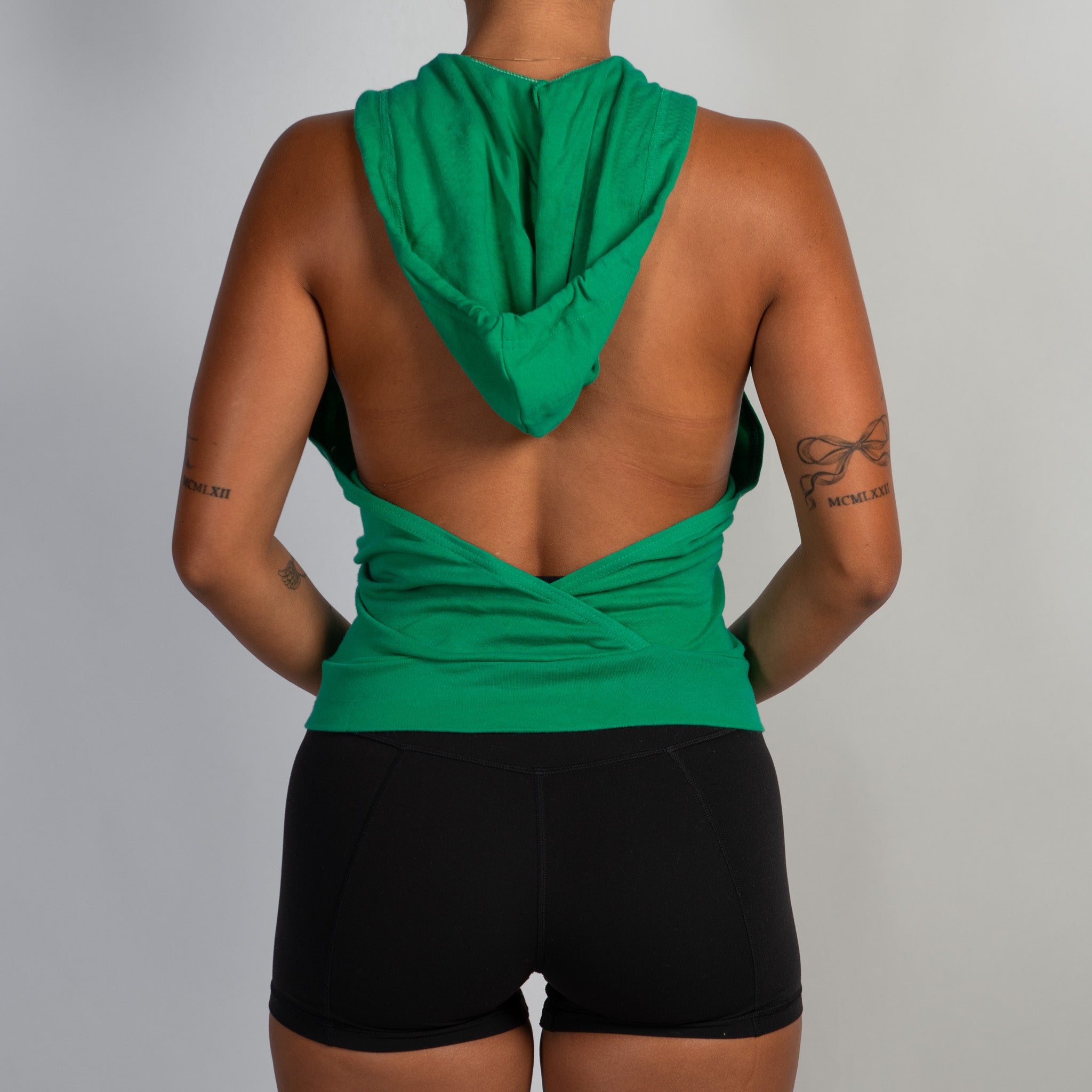 GREEN ZIP HOOD TOP