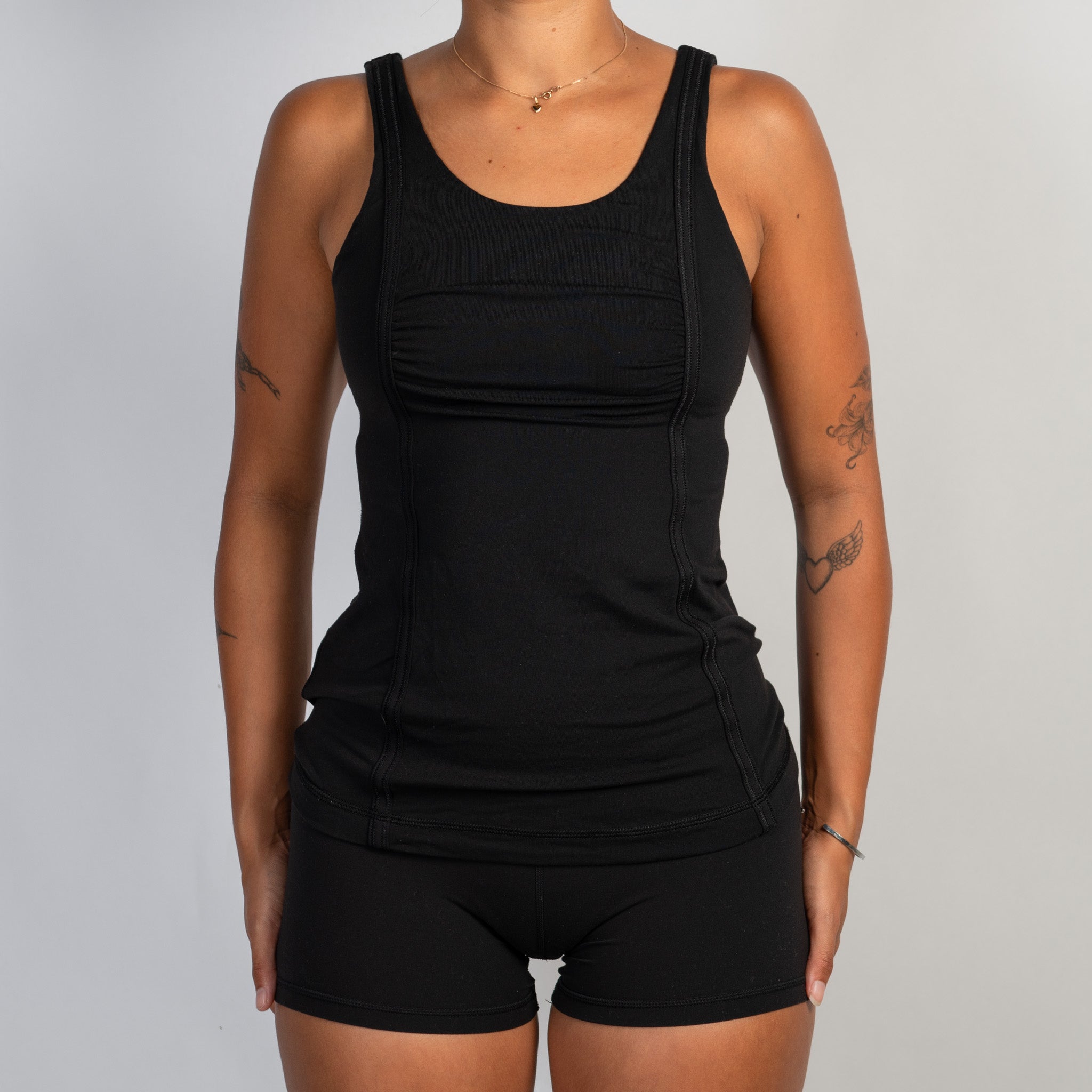 BLACK ACTIVE TANK TOP