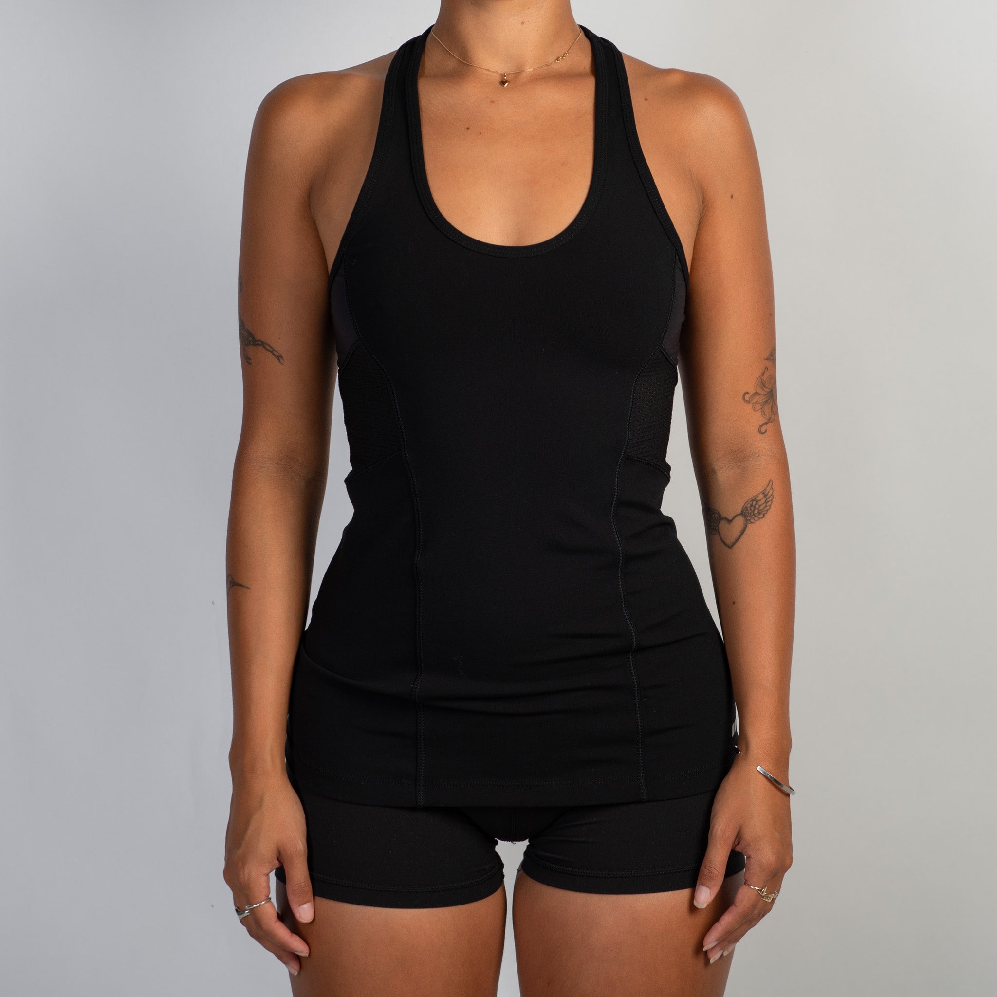 BLACK ACTIVE TANK TOP